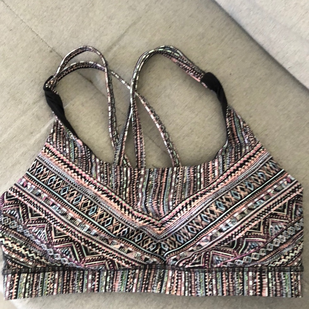 Lululemon sports bra
